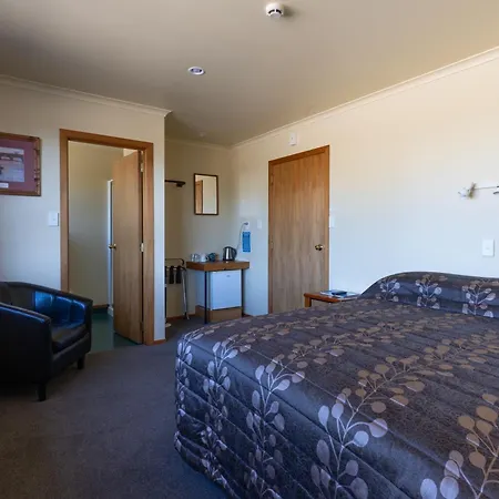 Donegal House Hotel Kaikoura Exterior photo
